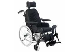 Multifunktionsrollstuhl, angenehme Sitzposition, winkelverstellbarer Sitz, verstellbare Rückenlehne, höhenverstellbar, Rollstuhl, vielfältige Sitzpositionen, umfangreiches Zubehör